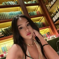Di akun Instagramnya sendiri, Anya Geraldine memang sering terlihat mengunggah foto-foto dirinya mengenakan pakaian seksi. Seperti baju-baju yang berbelahan dada rendah, crop top, dan semacamnya. Foto: Instagram/@anyageraldine