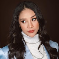 Nama Anya Geraldine belakangan banyak menjadi perbincangan karena perannya dalam serial Layangan Putus yang tayang di WeTV. Dalam sinetron tersebut Anya Geraldine memerankan karakter Lydia yang merupakan seorang psikolog. Foto: Instagram/@anyageraldine