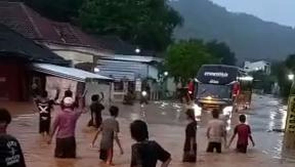 Banjir di Tirtomoyo Wonogiri, Belasan Rumah Sempat Tergenang