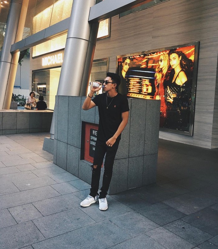 Intip Kembali Momen Gaga Muhammad saat Nongkrong Bareng Laura