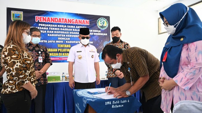 Gandeng Perusahaan Korea, Bupati Kebumen Ajak Investor Tanam Modal