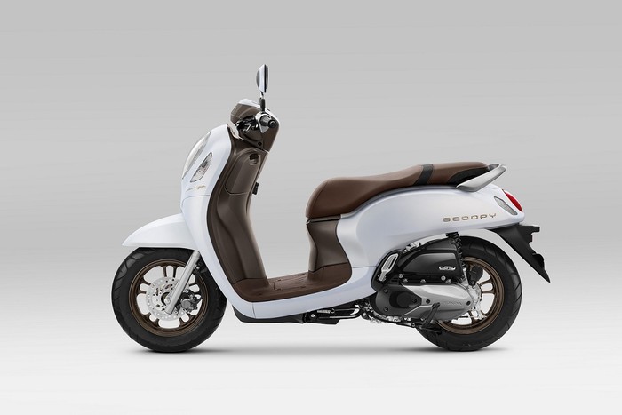 Honda Scoopy Prestige White Honda Scoopy Prestige White