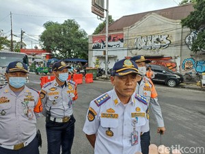 Banjir Rob Setinggi 50 Cm, Jalan di Kawasan Sunda Kelapa Dialihkan