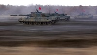 Latihan militer ini dilakukan di wilayah yang tak jauh dari perbatasan dengan Rusia.