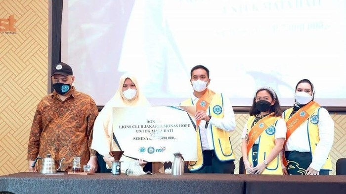 Ketika Para Penyandang Disabilitas Berkarya Dalam rangka memperingati Hari Disabilitas Internasional 2021, Lions Club Jakarta Monas (LCJM) Hope menggelar aksi sosial kepada yayasan dan penyandang disabilitas.
