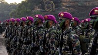 Pelaksanaan pembaretan tersebut tetap mengutamakan protokol kesehatan.  Hadir dalam kegiatan ini Komandan Kodiklatal, pejabat utama Mabesal, Pangkotama TNI AL, pejabat utama Mako Kormar, Forkopimda Malang, tokoh agama dan tokoh masyarakat.