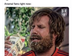 Netizen Tertawakan Arsenal Kembali ke Setting Asal