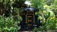Seperti diketahui, sosok Mahapatih Gajah Mada tak dapat dilepaskan dari Sumpah Palapa yang diikrarkannya. Gajah Mada dikukuhkan menjadi Patih Majapahit oleh Ratu Tribhuwana Tunggadewi tahun 1331 masehi. Kala itulah ia mengikrarkan Sumpah Palapa di hadapan ratu dan para menteri. Sumpah itu pun diikrarkannya dalam upaya untuk menyatukan Nusantara di bawah kekuasaan Majapahit.