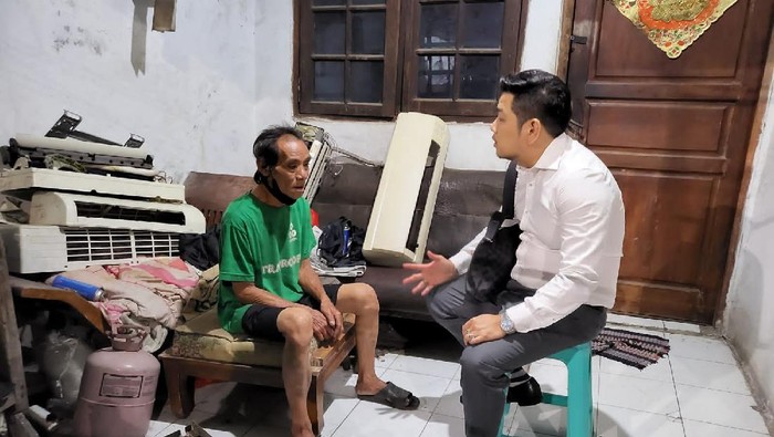 Ng Je Ngay korban mafia tanah berjuang mencari keadilan. Foto dikirim pengacara Aldo.