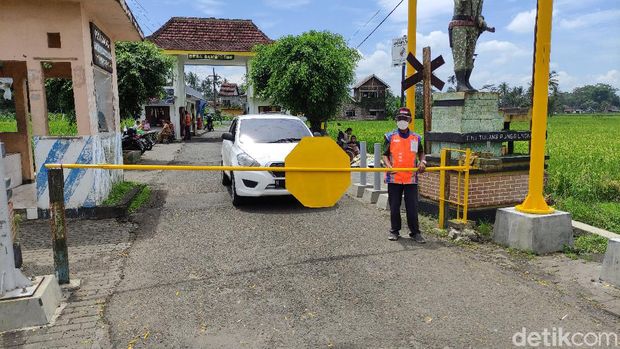 pak yit