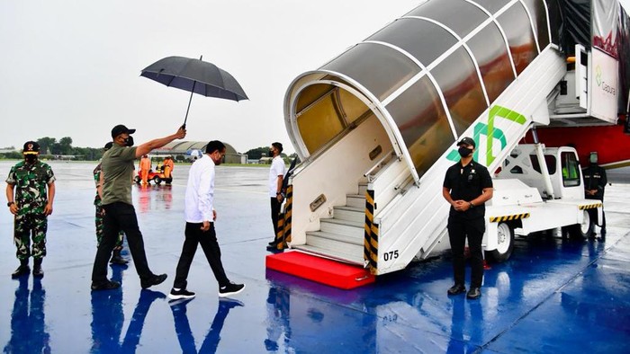 Presiden Joko Widodo menuju ke Lumajang