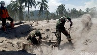 Sementara itu, jumlah korban yang mengalami luka berat sebanyak 69 jiwa dan yang luka ringan 100 jiwa.