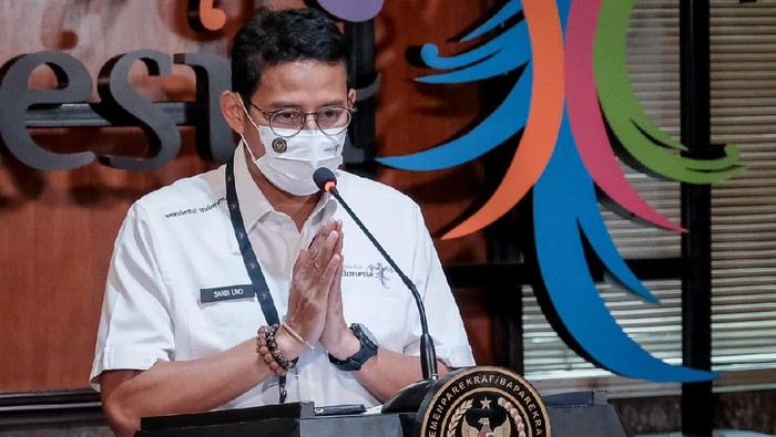 Menparekraf Sandiaga Uno saat Jumpa Pers di Jakarta Senin (6/12/2021).