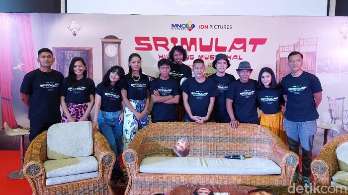 Srimulat: Hil yang Mustahal