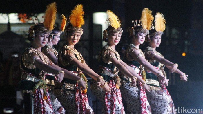 Tarian Bedhaya Sapta