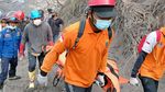 Tim SAR Evakuasi Korban Meninggal Erupsi Semeru