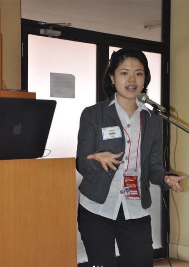 Diet ketat dijalani Tina Toon demi mendapatkan tubuh ideal. Ia memilih pola diet karbo. Dalam delapan bulan, berat badannya turun hingga 25 kg. Foto: Instagram/@tinatoon101