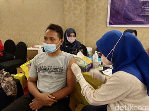 Masih Cari Vaksin COVID-19, Ini Info Jadwal dan Lokasinya