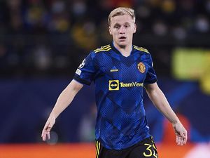 Masa Depan Van de Beek & Henderson Bagaimana, Rangnick?