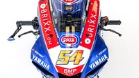 Tentu saja, pemilik akan mendapat livery khusus yang dipakai oleh Toprak saat berlaga di kejuaraan WSBK. Beberapa logo sponsor juga terbenam dalam motor yang kental dengan warna biru ini. Foto: Yamaha Racing