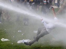 Awas Foto Ini Menyesatkan Mata Bila Dilihat Sekilas