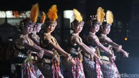 Tarian Bedhaya Sapta dan Beksan Menak Kakung Umamarya-Umarmadi dipentaskan dalam gelaran Gempita Budaya (Gelar Muhibah Pikat Amerta Budaya) Jawa Barat - Yogyakarta pada Selasa (7/12/2021) malam. Ini merupakan kali pertama Bedhaya Sapta ditarikan di Bandung. 