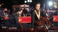Kesepakatan bersama tersebut ditandatangani langsung Gubernur Jabar Ridwan Kamil dan Gubernur DIY Sri Sultan Hamengkubuwono X di Area Candi Prambanan, Yogyakarta, Rabu (1/12/2021) malam dalam acara Pesona Jabar.  