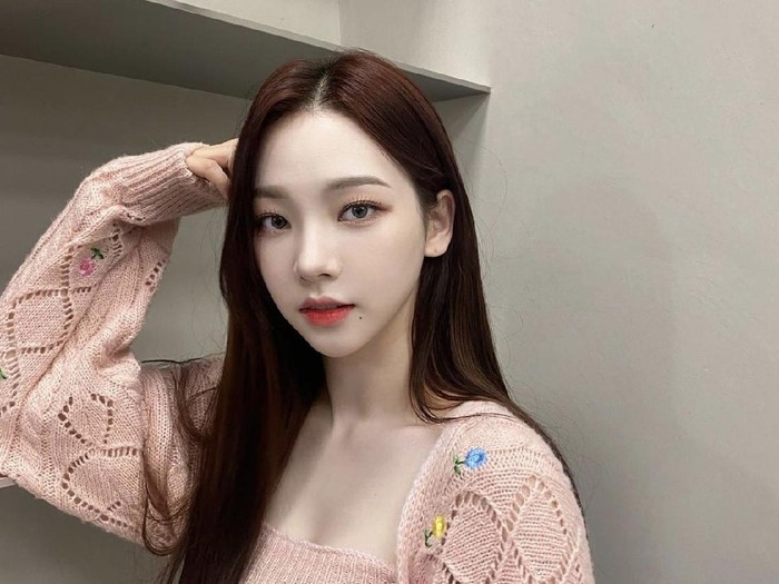 Idol KPop Dikenal Sebagai Ulzzang Karina aespa