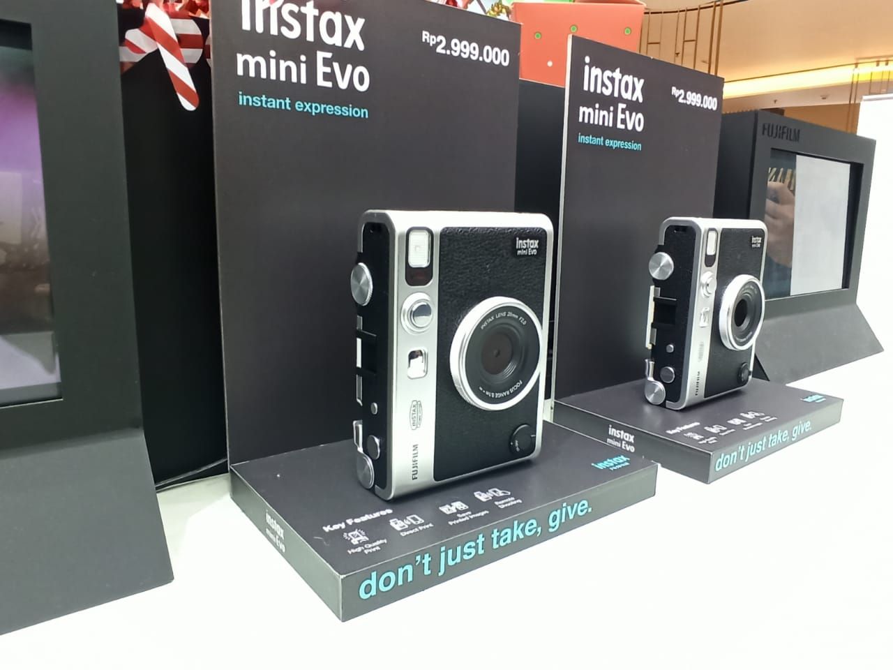 Instax Mini Evo