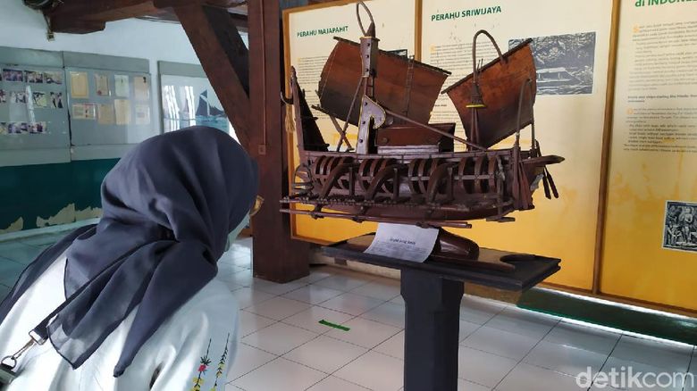Jelajahi Sejarah Jakarta di Museum Bahari