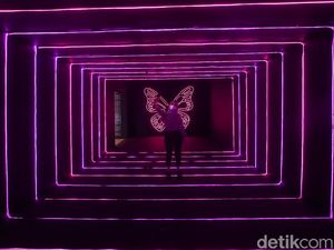 Jeprat-jepret Asik di Popart Jakarta