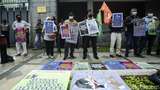 Unjuk Rasa di Depan Kedubes China di Jakarta