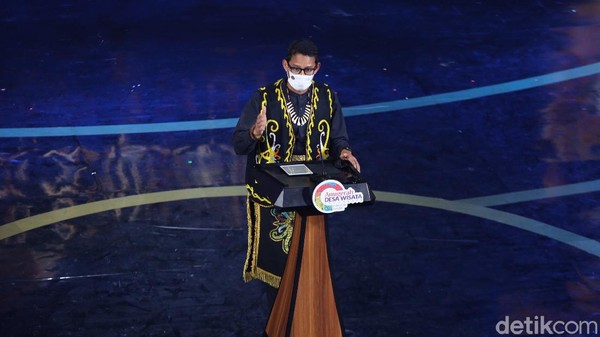 Menteri Pariwisata dan Ekonomi Kreatif Sandiaga Uno mengatakan dari 75 ribu desa di seluruh Indonesia yang mendaftar mengikuti ADWI ada 1.831 desa. Menteri Pariwisata dan Ekonomi Kreatif Sandiaga Uno mengatakan dari 75 ribu desa di seluruh Indonesia yang mendaftar mengikuti ADWI ada 1.831 desa.