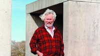 Inilah Donald Judd, sang pendiri. Dia meninggal dunia pada tahun 1994. (Chinati Foundation)