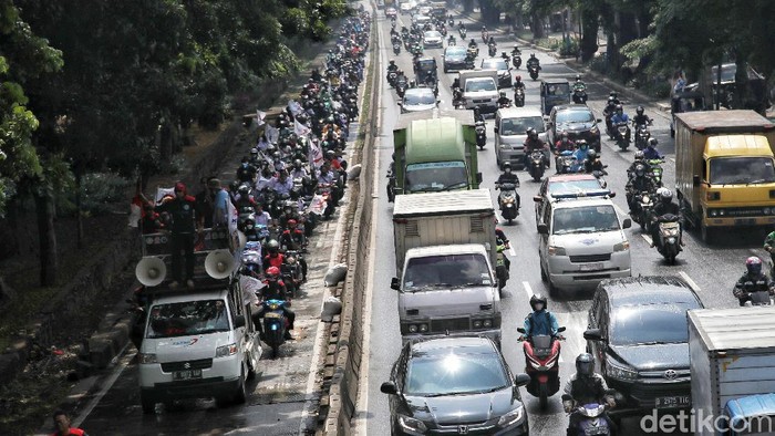 Daftar Lengkap UMK di Jabar 2023, Tertinggi Rp 5,17 Juta