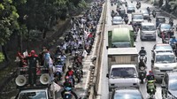Massa buruh itu akan melakukan unjuk rasa di Balai Kota, Patung Kuda dan Gedung MK.  