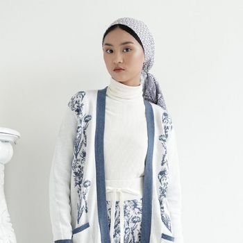 Rekomendasi cardigan rajut motif dari Aleza.