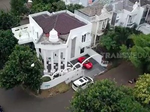 Most Pop: 8 Penampakan Mewahnya Rumah Artis Difoto Pakai Drone, Bak Istana