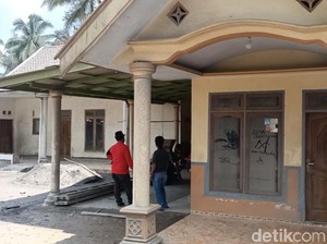 Rahasia Ilahi, Rumah Ini Utuh di Tengah Bangunan Rusak Diterjang Erupsi Semeru