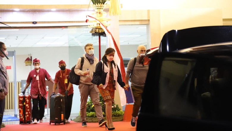 Sebanyak 25 orang delegasi KTT G20 tahap pertama tiba di Bandara I Gusti Ngurah Rai Bali. Pihak bandara memberikan fasilitas alur khusus. (Dok Bandara I Gusti Ngurah Rai) Sebanyak 25 orang delegasi KTT G20 tahap pertama tiba di Bandara I Gusti Ngurah Rai Bali. Pihak bandara memberikan fasilitas alur khusus. (Dok Bandara I Gusti Ngurah Rai)