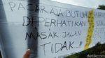 Warga Protes Gegara Rusaknya Jalur Evakuasi Merapi di Klaten