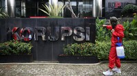 Peringatan Hari Antikorupsi sedunia pada 9 Desember 2021 menjadi momentum penting untuk mengingatkan kembali masyarakat tentang bahaya korupsi dan upaya perlawanan yang perlu terus dilanjutkan.