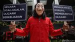 Teatrikal Habis Gelap Tak Kunjung Terang di Hari Antikorupsi Sedunia