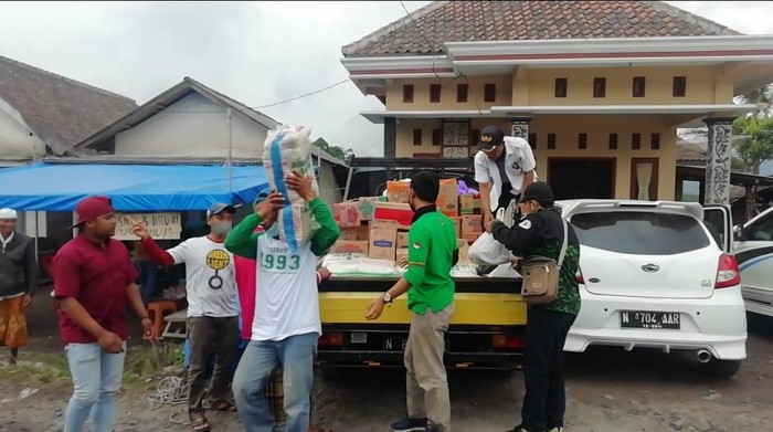 Tim Posko Center PPP Jangkau Medan Terjal Bantu Evakuasi di Semeru