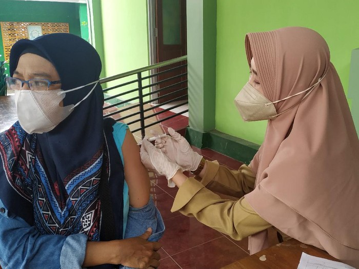 vaksinasi di blitar