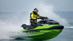 Ngebut di Laut bareng Mr. Kurir