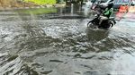Ini Biang Kerok yang Bikin Jalan MT Haryono Cawang Tergenang