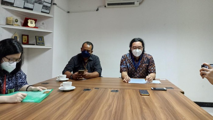 LBH Jakarta laporkan dugaan maladministrasi terkait penanganan pasien COVID-19 ke Ombudsman