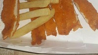 Makan chicken katsu dengan kentang goreng adalah paduan yang pas. Tapi gimana kalau kentang gorengnya hanya diberikan empat potong seperti ini? Foto: Instagram @_sadfood
