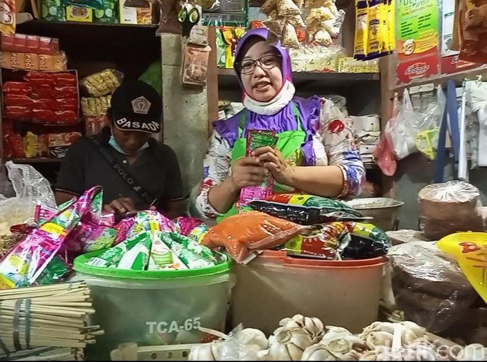Pedagang Pasar kota Rembang, Kamis (9/12/2021).